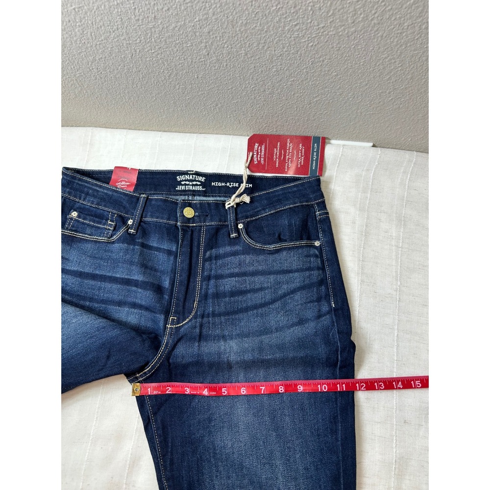 Signature by Levi Strauss & Co Stretch Soft Dark Wash High-Rise Slim jeans 12/31 - Picture 10 of 13